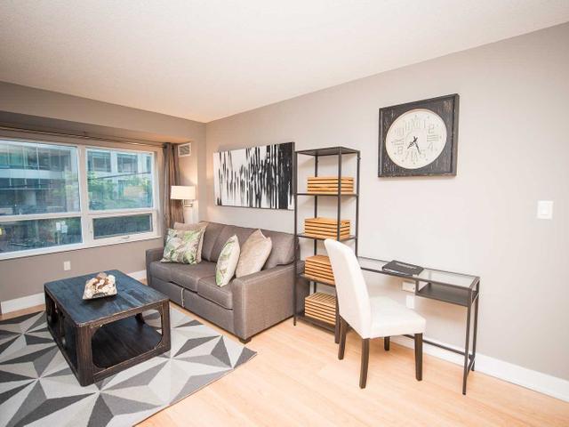 217 - 20 Blue Jays Way