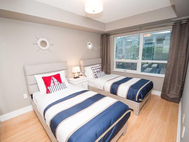 217 - 20 Blue Jays Way