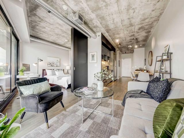 1102 - 51 Trolley Cres