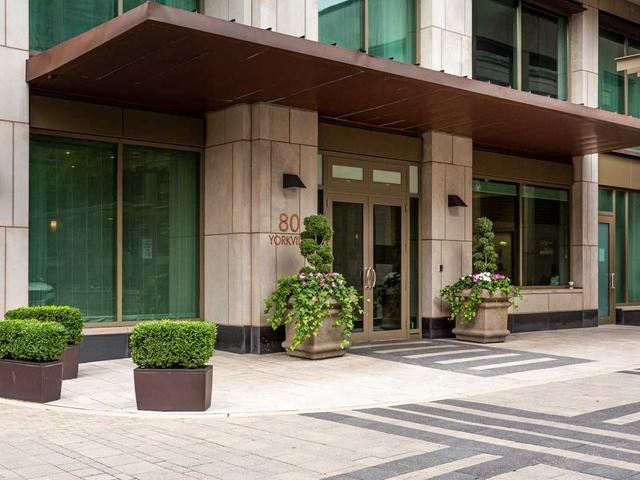 606 - 80 Yorkville Ave