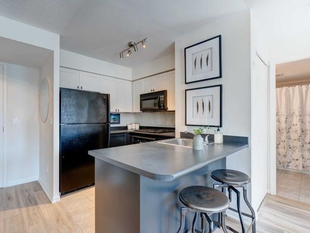 901 - 311 Richmond St E