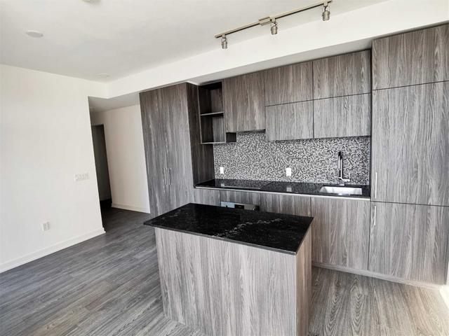 1802 - 1 Yorkville Ave