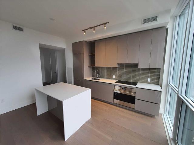 5409 - 1 Yorkville Ave