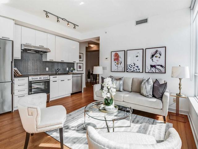 2509 - 295 Adelaide St W