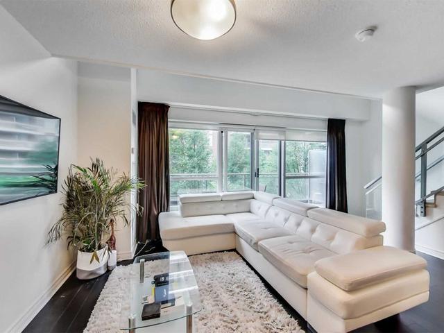 221 - 80 Western Battery Rd