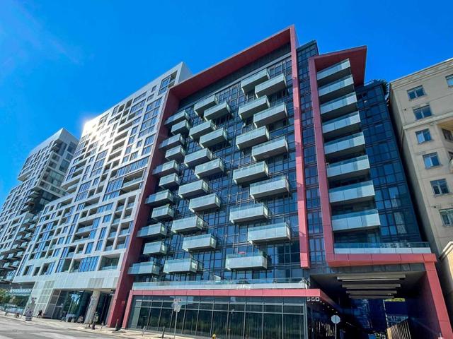 #432 - 560 Front St W