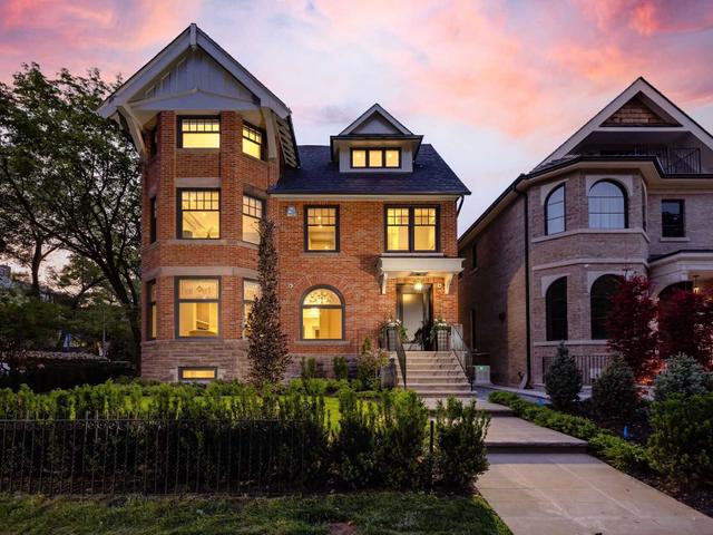 70 Lowther Ave