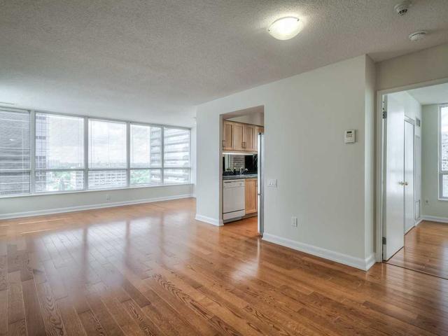 1708 - 33 Sheppard Ave E