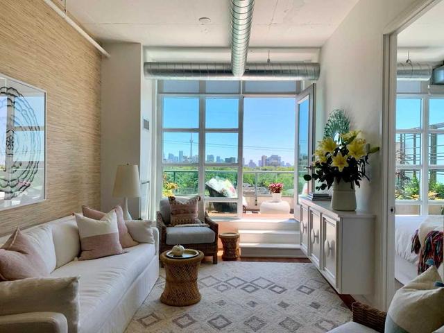 502 - 380 Macpherson Ave