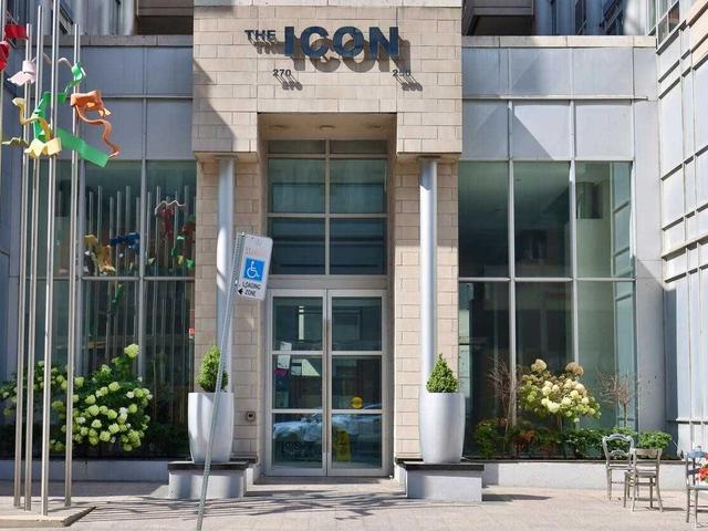 1133 - 250 Wellington St W