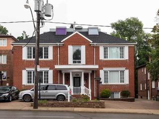 1695 Bathurst St
