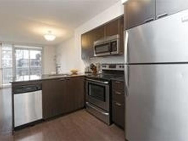 901 - 23 Sheppard Ave E