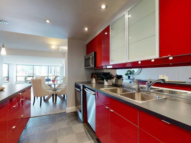 904 - 62 Wellesley St W