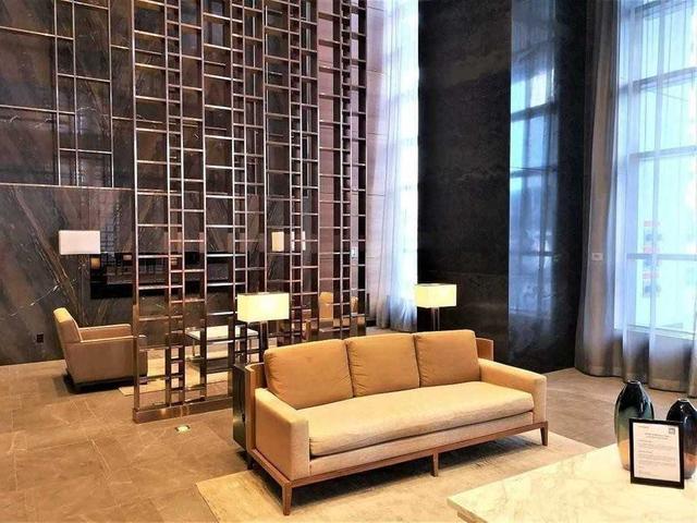 2216 - 5 Sheppard Ave E