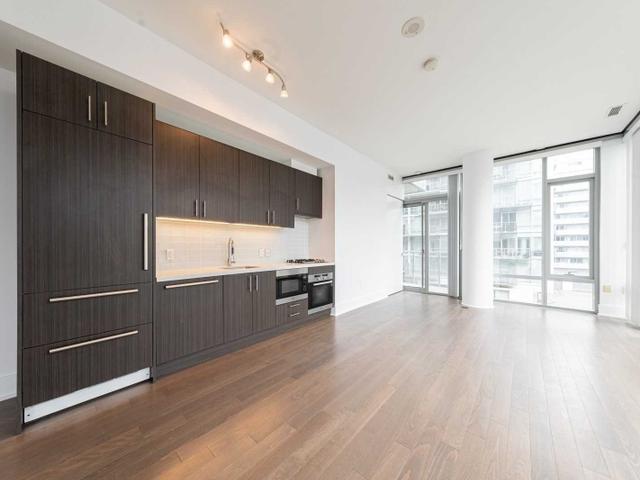 403 - 39 Queens Quay