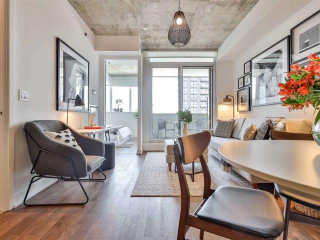 420 - 20 Minowan Miikan Lane