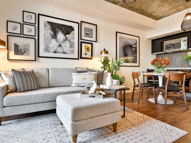 420 - 20 Minowan Miikan Lane