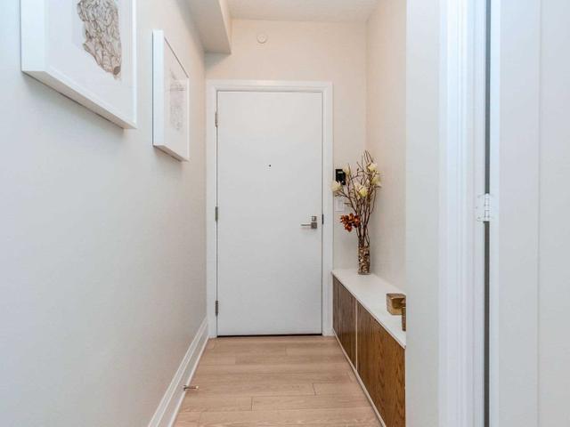 909 - 120 Harrison Garden Blvd