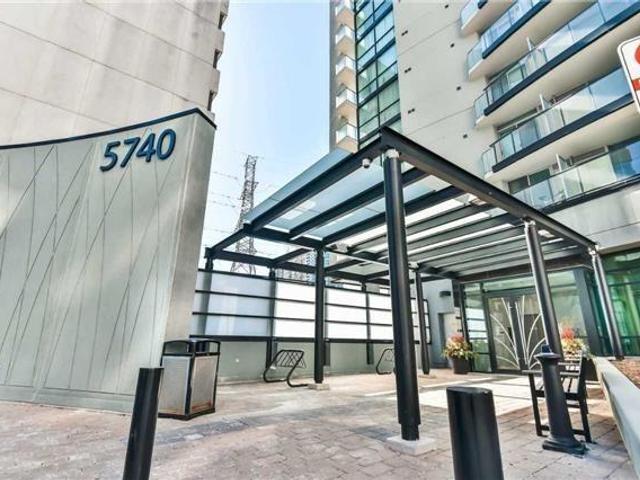 1503 - 5740 Yonge St