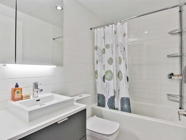 807 - 170 Bayview Ave