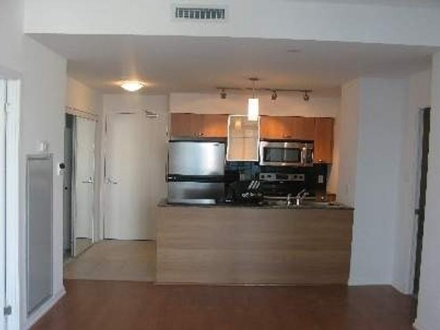 2301 - 38 Grenville St