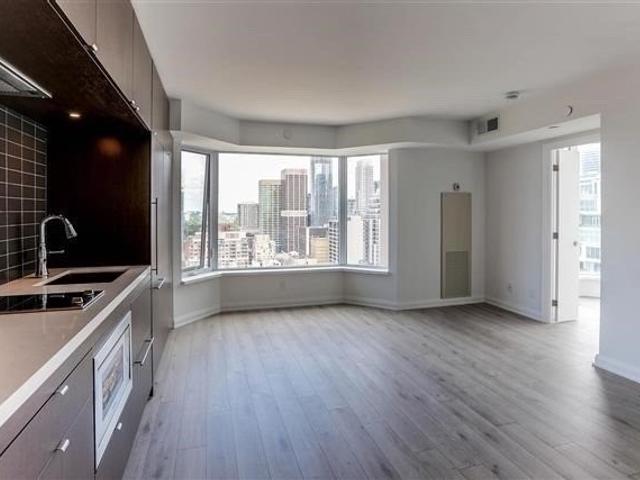 1117 - 155 Yorkville Ave