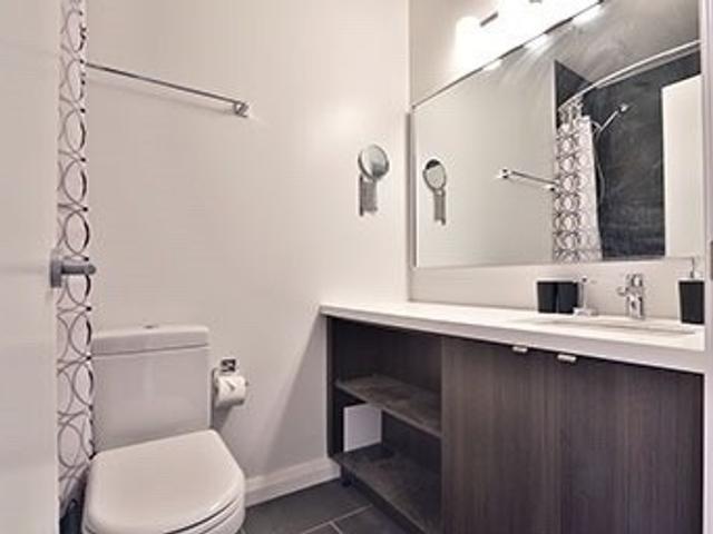 1117 - 155 Yorkville Ave