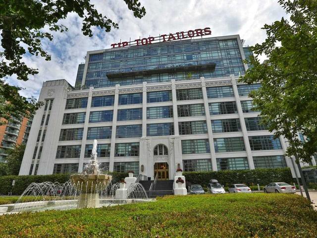 201 - 637 Lake Shore Blvd W