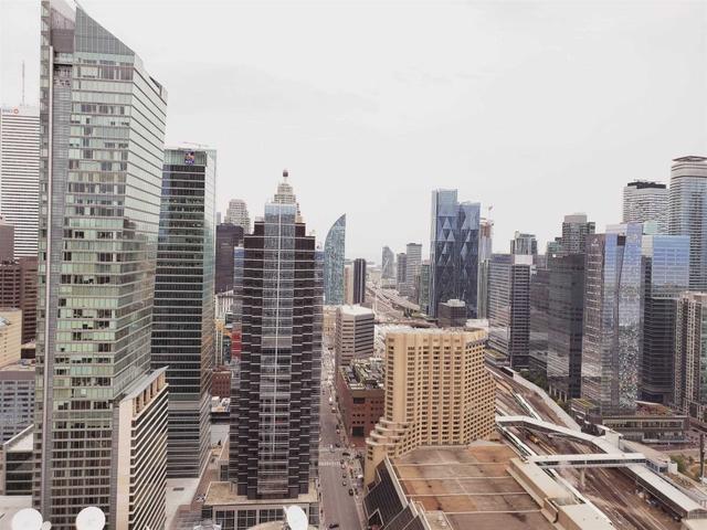 4310 - 300 Front St W