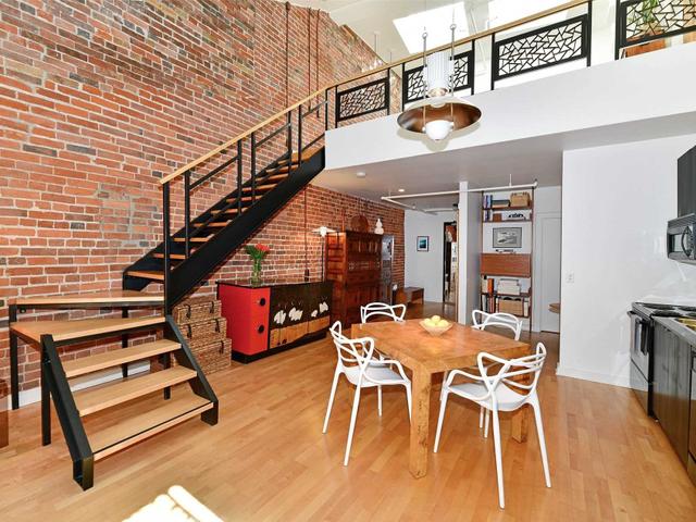 409 - 81A Front St E