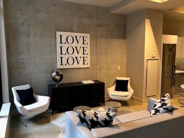 215 - 608 Richmond St W