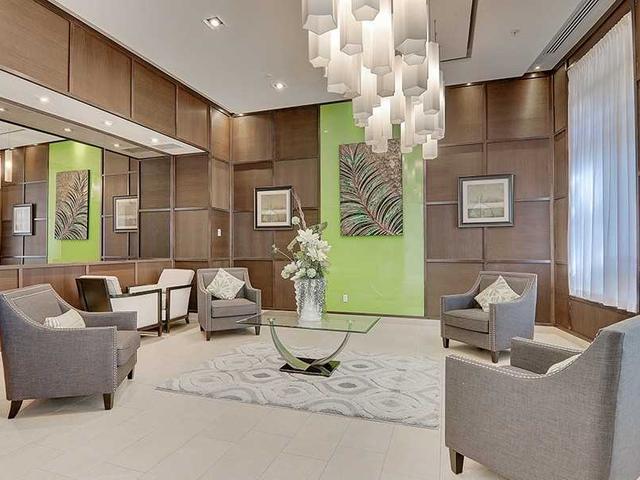 1306 - 5740 Yonge St