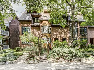 26A Dundonald St
