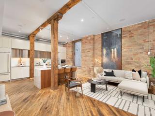 2 - 189 Queen St E
