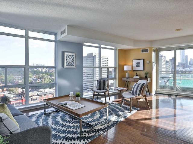 1109 - 736 Spadina Ave