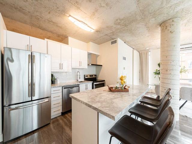 404 - 36 Charlotte St