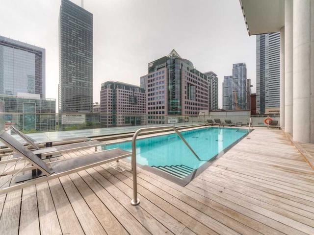 3203 - 224 King St W