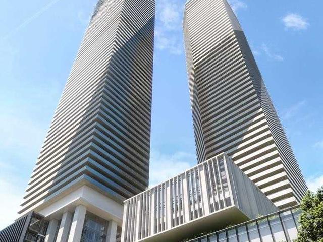 100 Queens Quay E