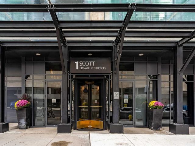 2408 - 1 Scott St