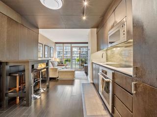 701 - 10 Capreol Crt