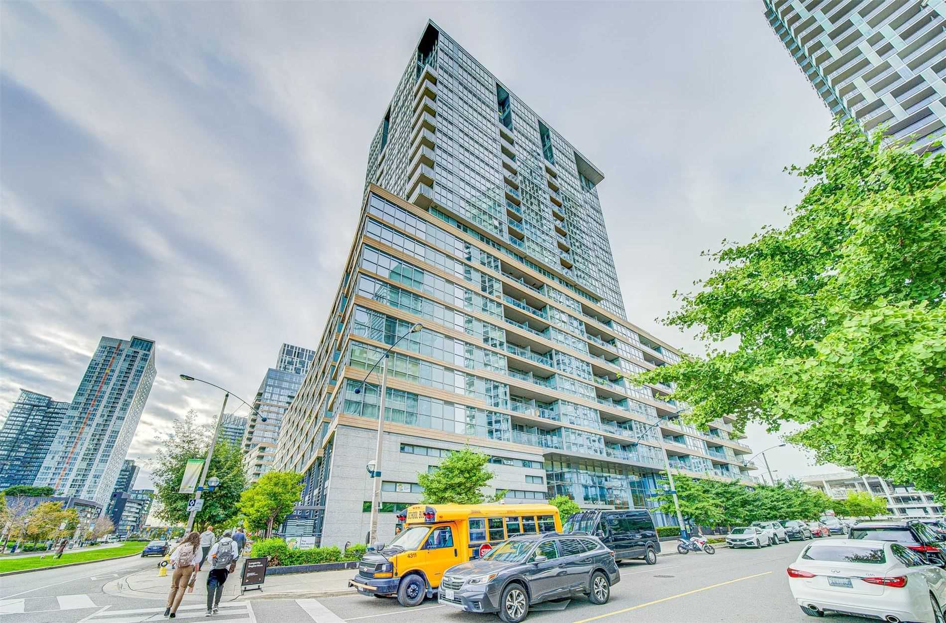 727 10 Capreol Crt, Toronto Unavailable, C5381803 Condos.ca