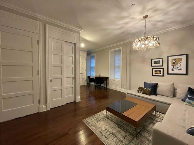 545 - 22 Leader Lane