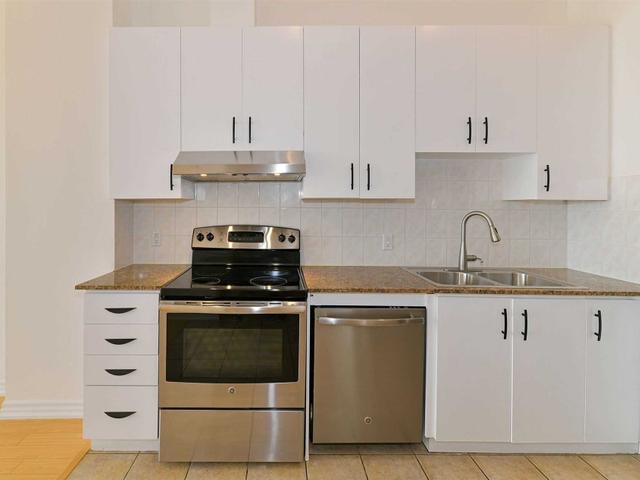 # 1006 - 797 Don Mills Rd