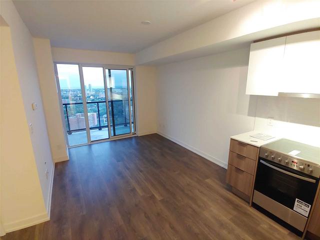 2705 - 159 Wellesley St E