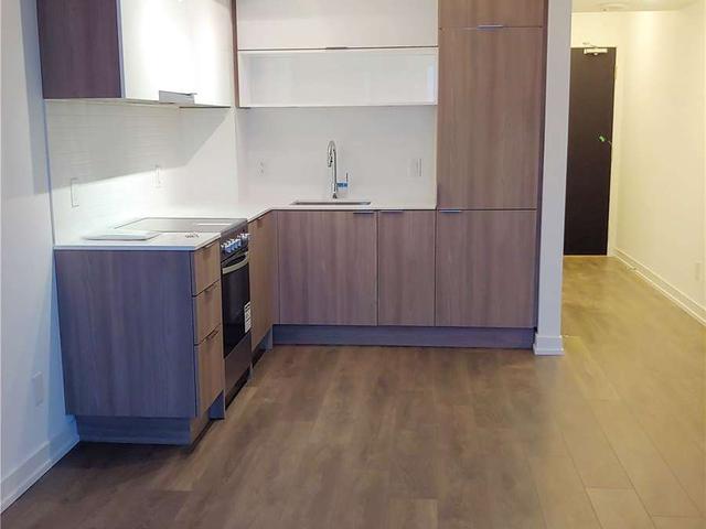 2705 - 159 Wellesley St E