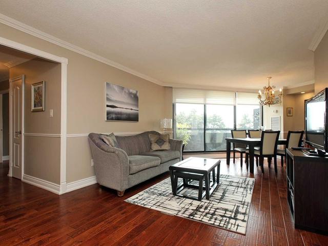 507 - 75 Graydon Hall Dr