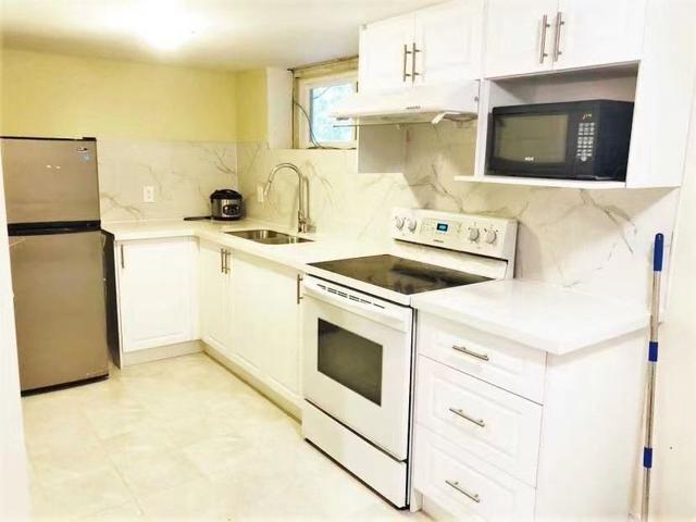 Lower - 40 Bowerbank Dr