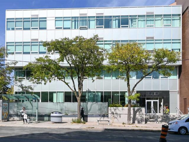 109 - 562 Eglinton Ave E