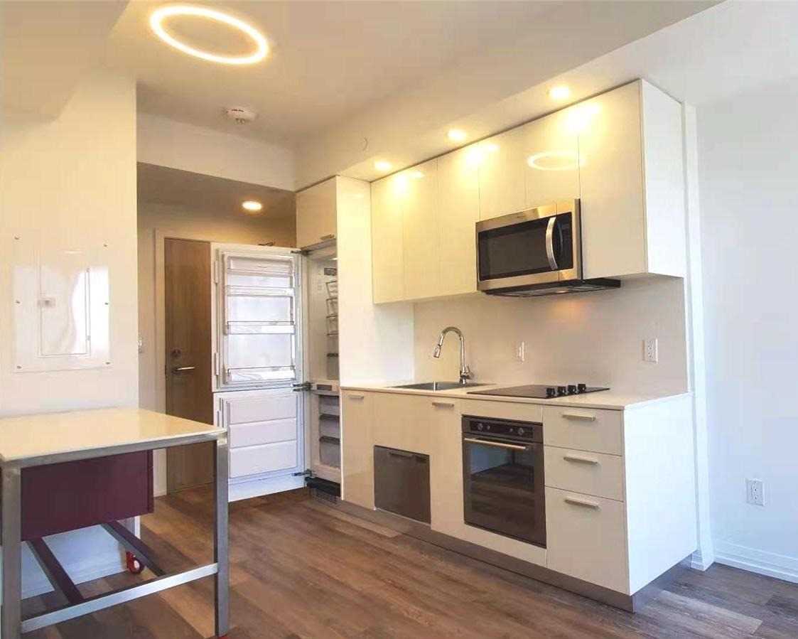 1010 75 Canterbury Pl, North York Leased, C5390791 Condos.ca