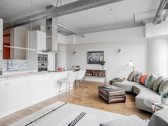 413 - 155 Dalhousie St